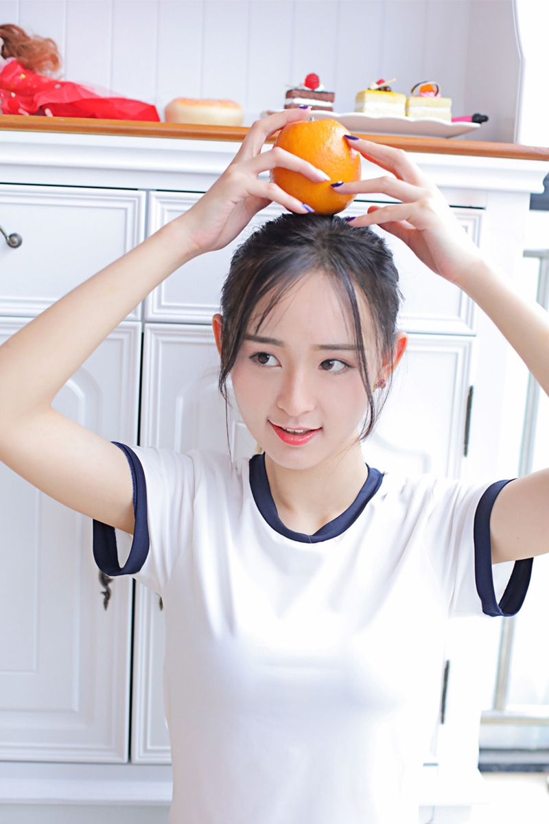 体操服美女学生妹青春靓丽图片