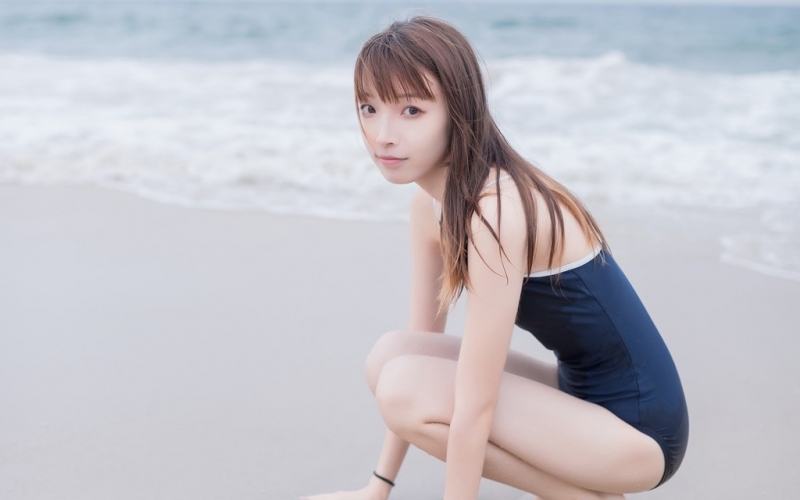 性感少女连体泳衣人体之美写真