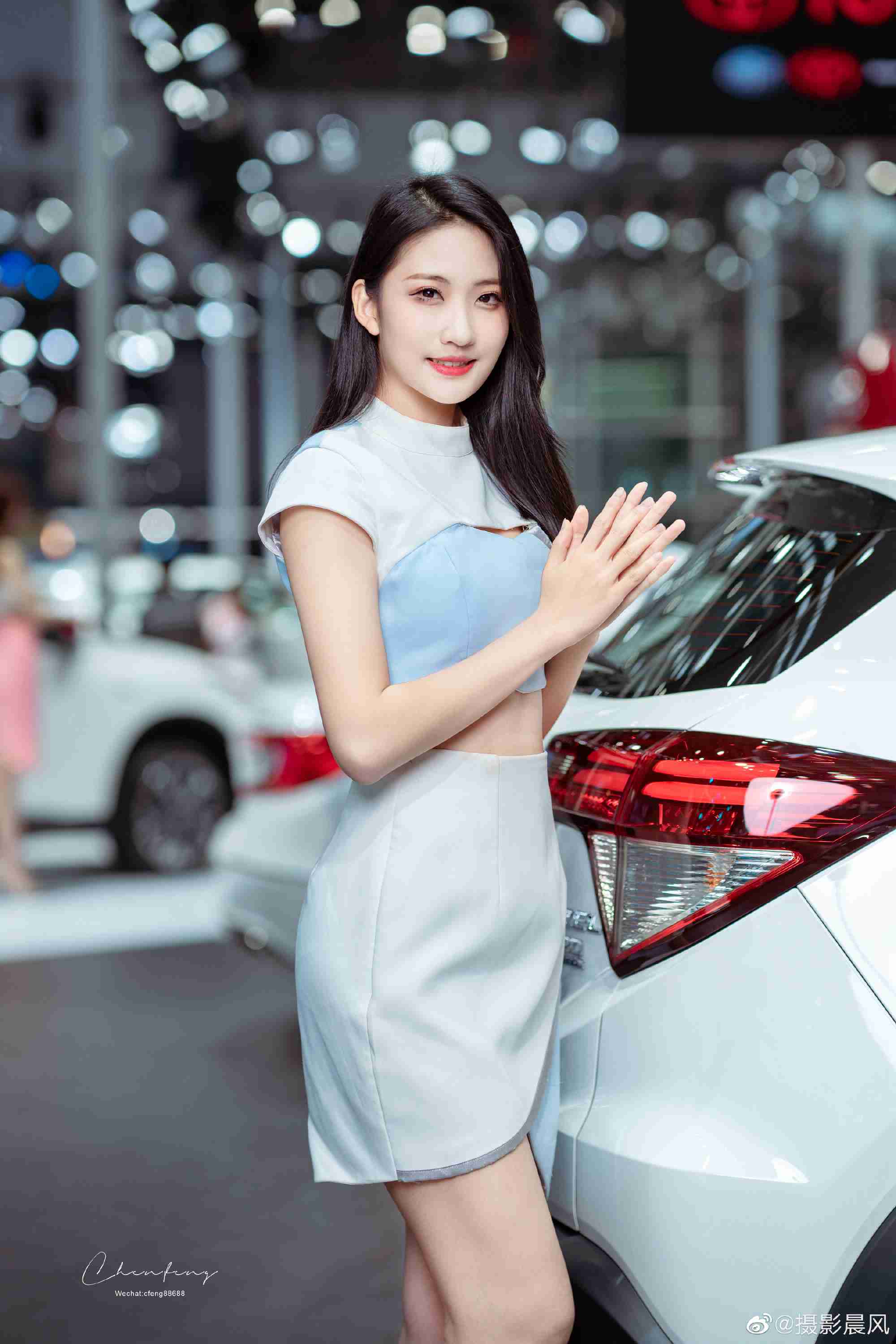 美女车模细腰美腿性感迷人私拍